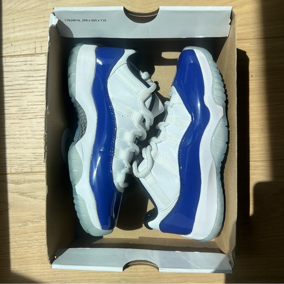 Women’s air Jordan 11 Retro Low Concord Sketch - Picture 2 of 10